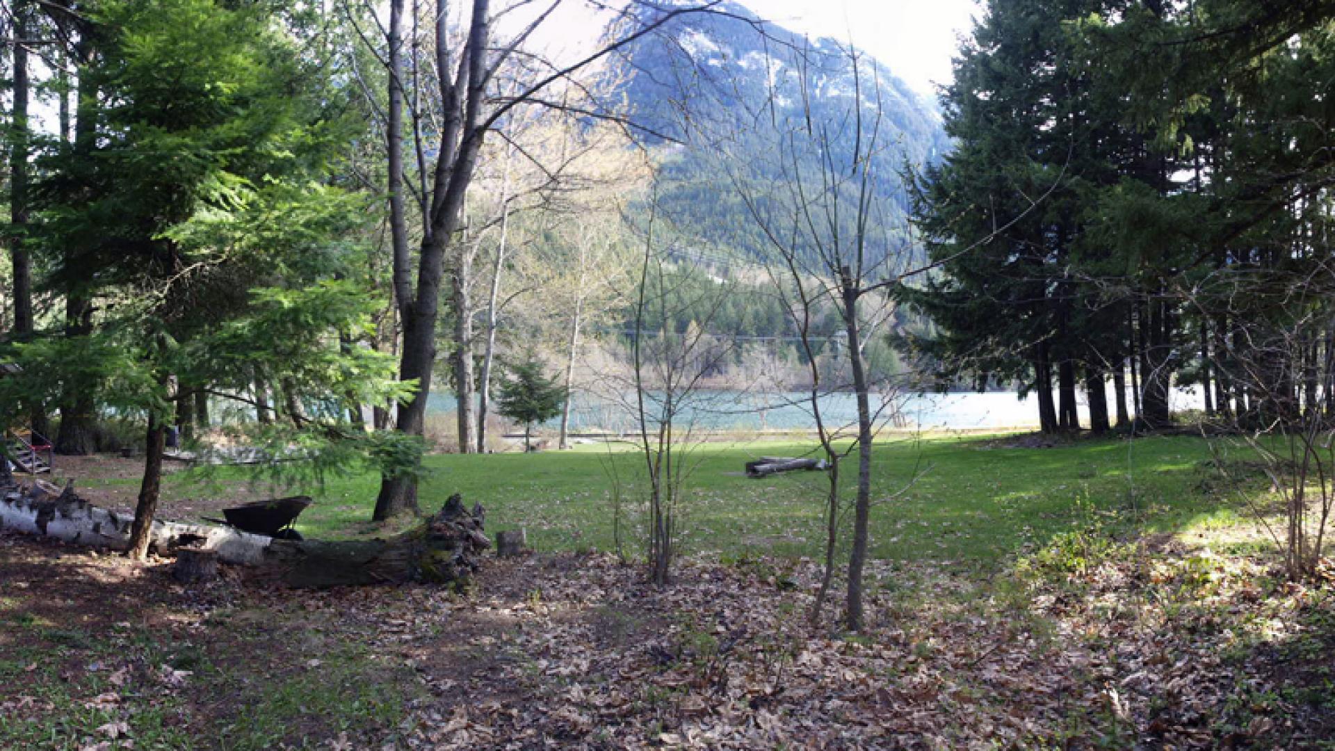 Gates Lake Park
